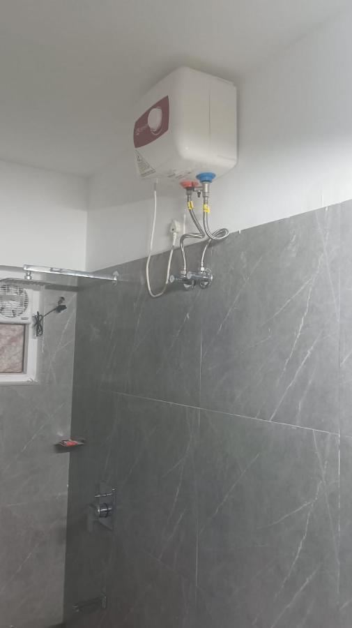Emfore Elanza Kottayam Luaran gambar